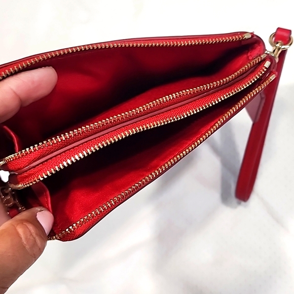 Coach Doble Zipper Red Soft Leather Wristlet . - Picture 9 of 15